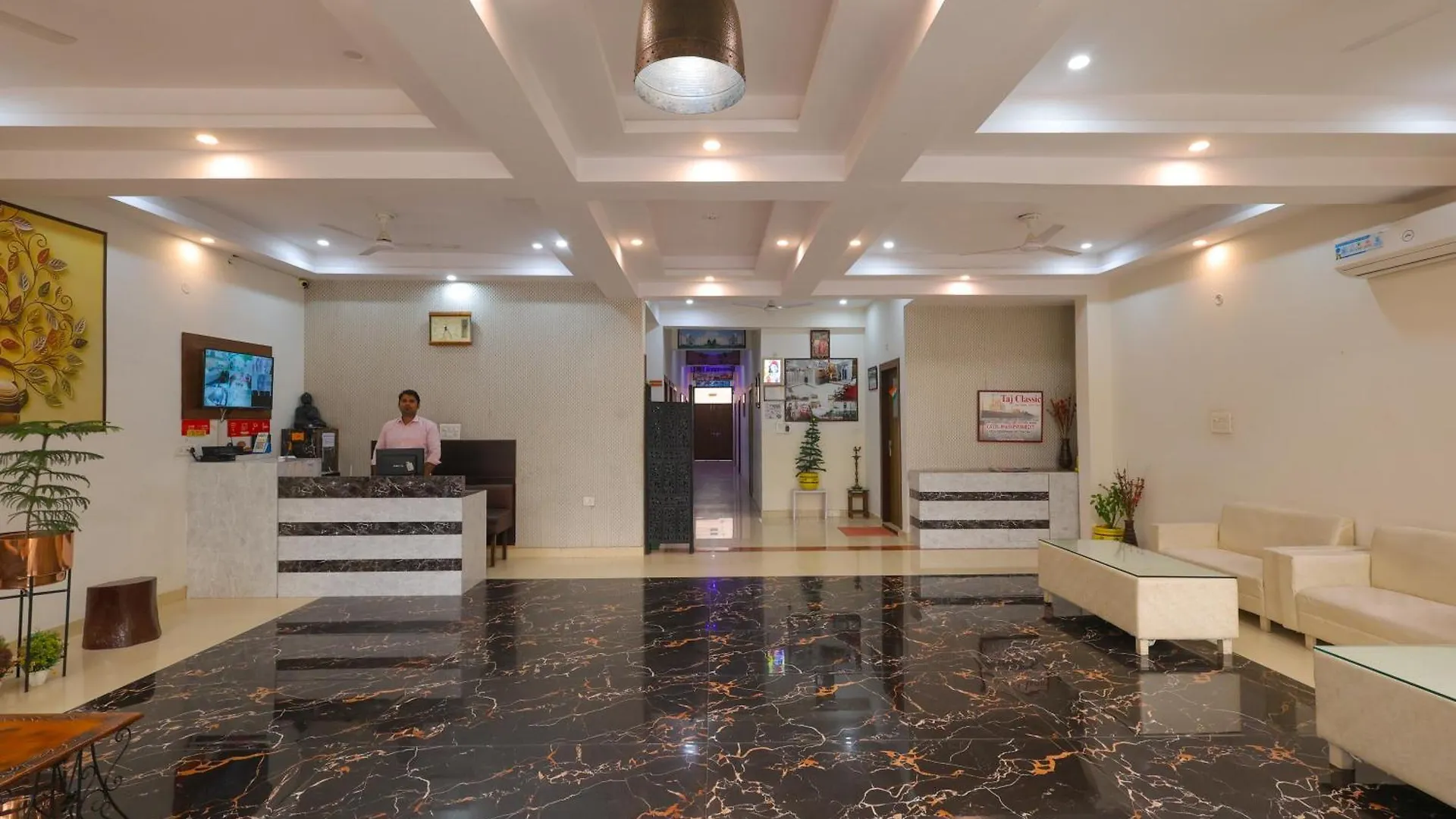 Guest house Taj Classic Agra India